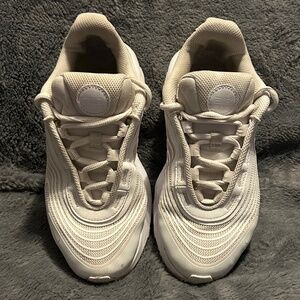 Women’s Nike Air Max Fire White Sneakers Size 6